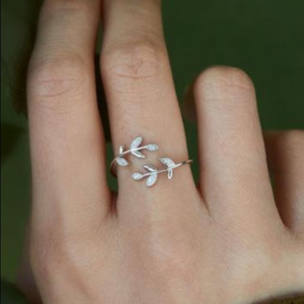 Leaf Adjustable Ring - image 1